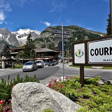 Sportchalet * Courmayeur